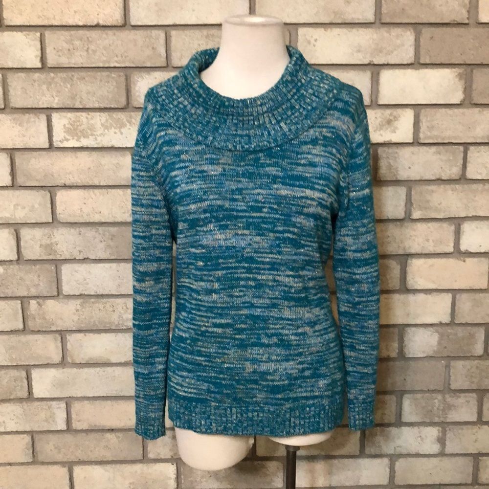 3For$20 sweater size. M